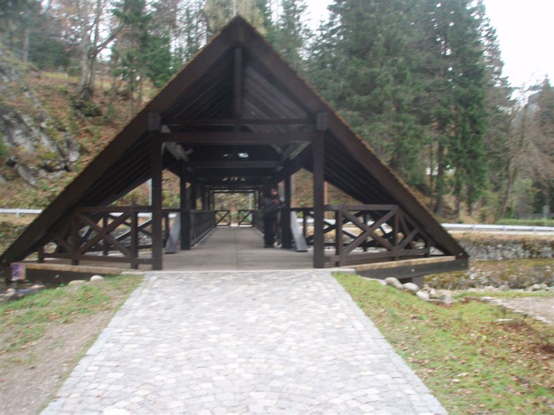 PA250403